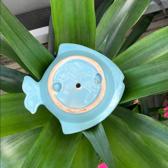 Fish ring holder - Picture 2 of 2